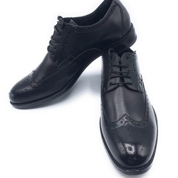 stacy adams wingtip oxford